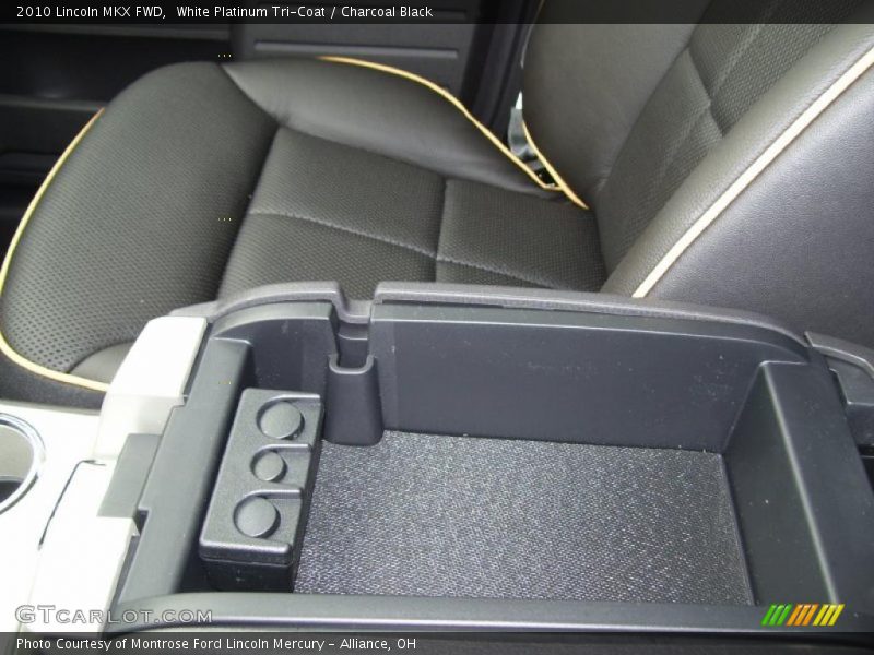 White Platinum Tri-Coat / Charcoal Black 2010 Lincoln MKX FWD