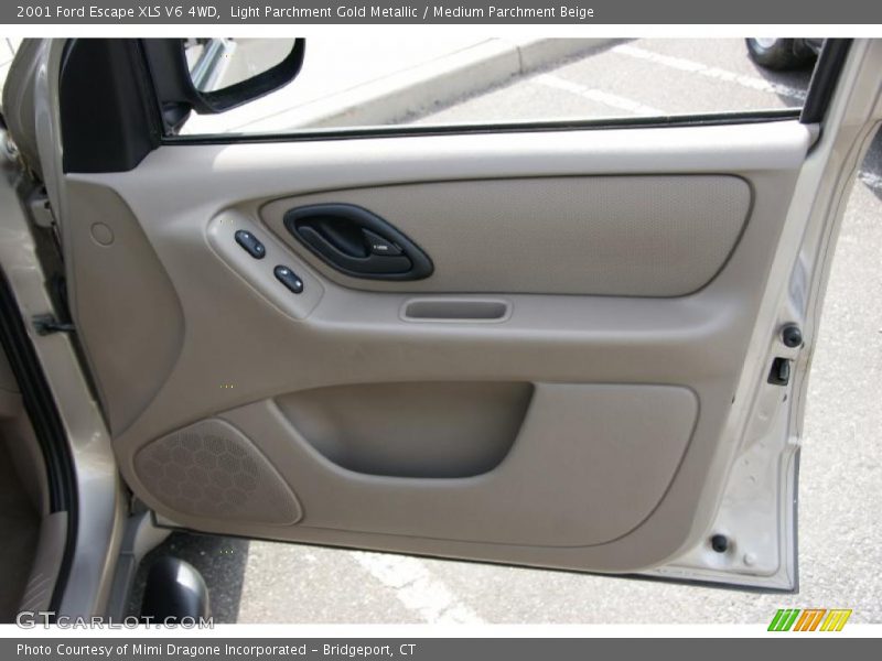 Light Parchment Gold Metallic / Medium Parchment Beige 2001 Ford Escape XLS V6 4WD