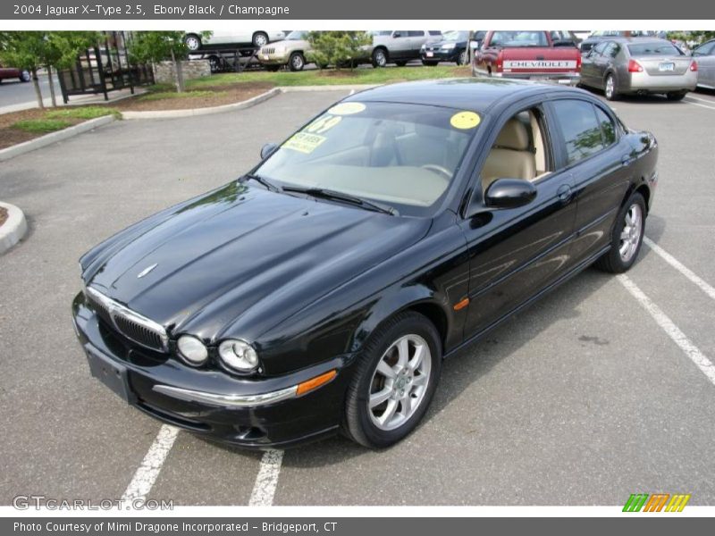 Ebony Black / Champagne 2004 Jaguar X-Type 2.5