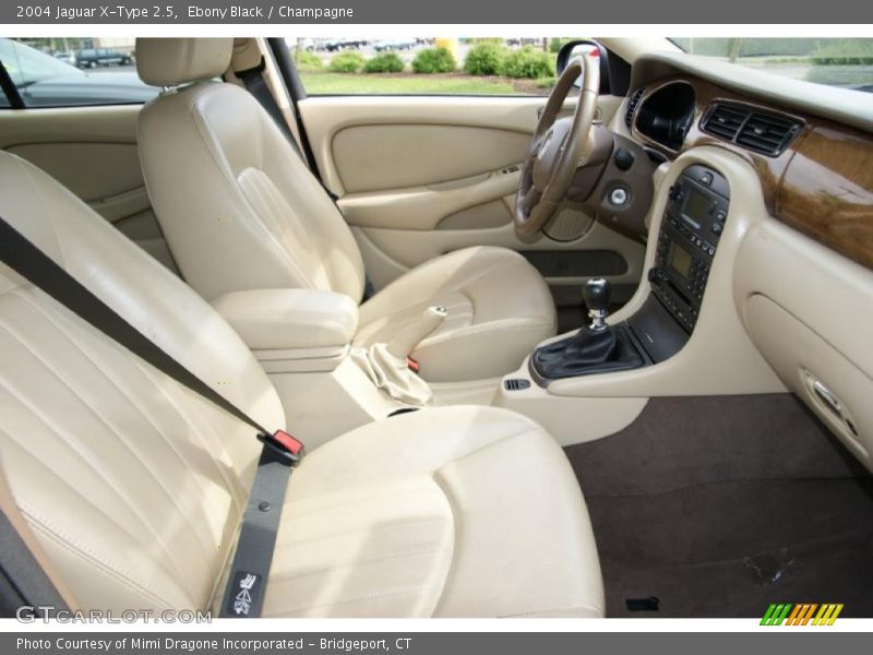 Ebony Black / Champagne 2004 Jaguar X-Type 2.5