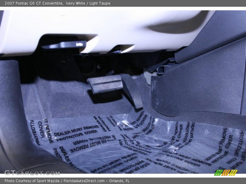 Ivory White / Light Taupe 2007 Pontiac G6 GT Convertible