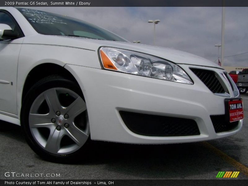 Summit White / Ebony 2009 Pontiac G6 Sedan