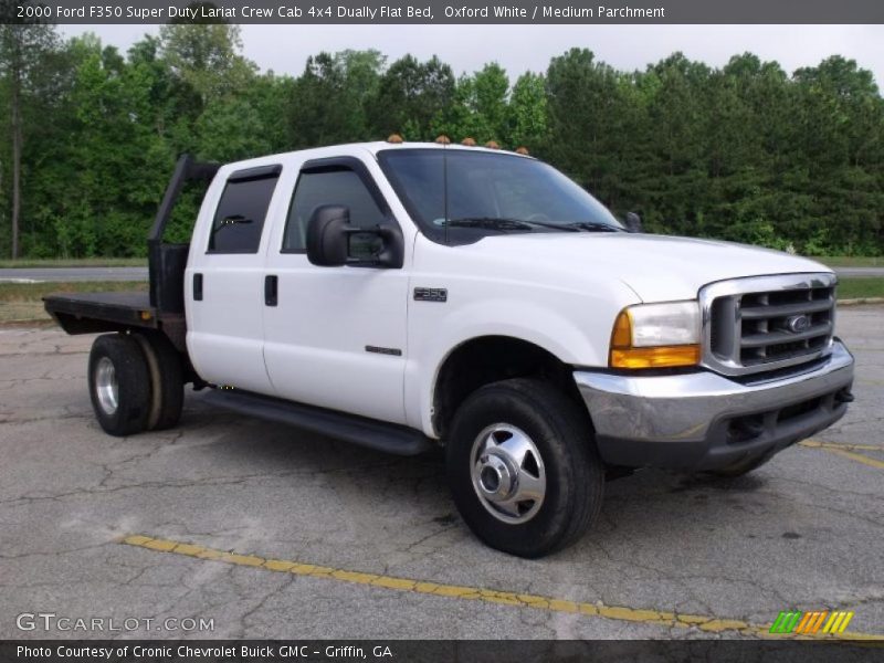 Oxford White / Medium Parchment 2000 Ford F350 Super Duty Lariat Crew Cab 4x4 Dually Flat Bed