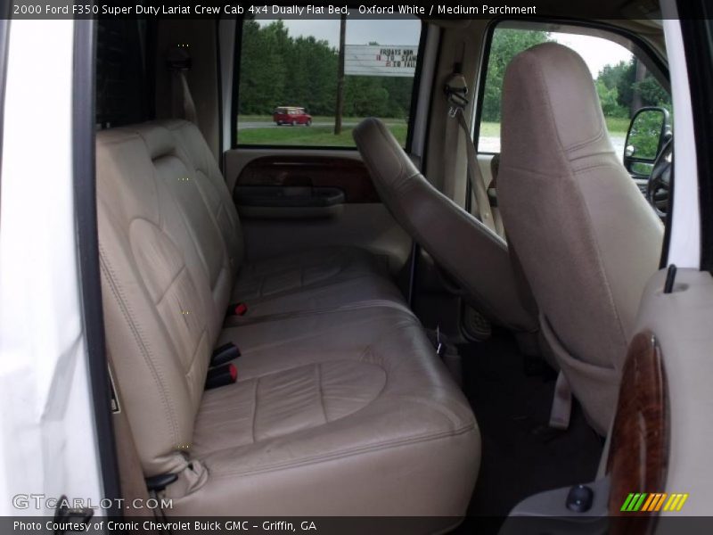 Oxford White / Medium Parchment 2000 Ford F350 Super Duty Lariat Crew Cab 4x4 Dually Flat Bed