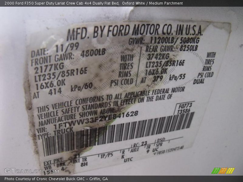 Oxford White / Medium Parchment 2000 Ford F350 Super Duty Lariat Crew Cab 4x4 Dually Flat Bed
