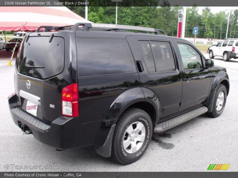 Super Black / Desert 2006 Nissan Pathfinder SE