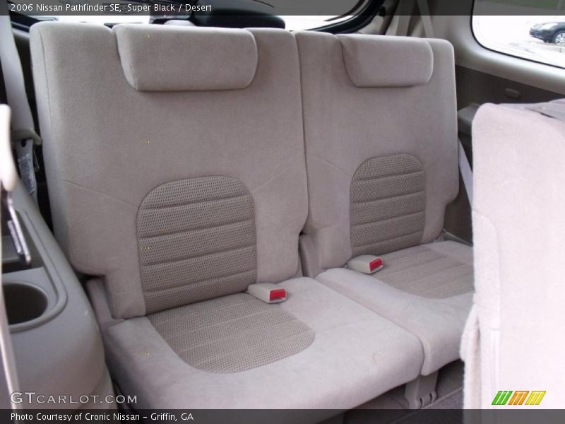 Super Black / Desert 2006 Nissan Pathfinder SE