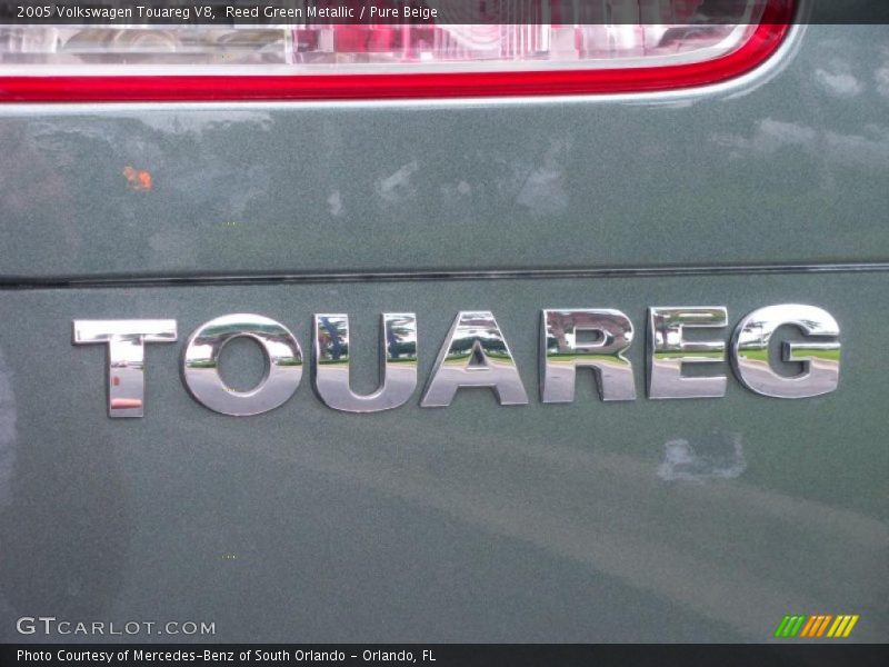 Reed Green Metallic / Pure Beige 2005 Volkswagen Touareg V8