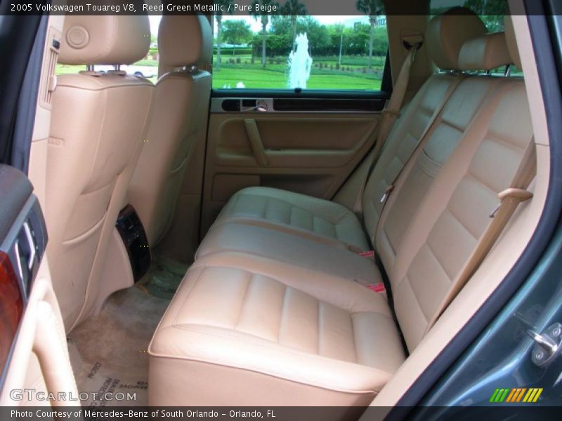 Reed Green Metallic / Pure Beige 2005 Volkswagen Touareg V8