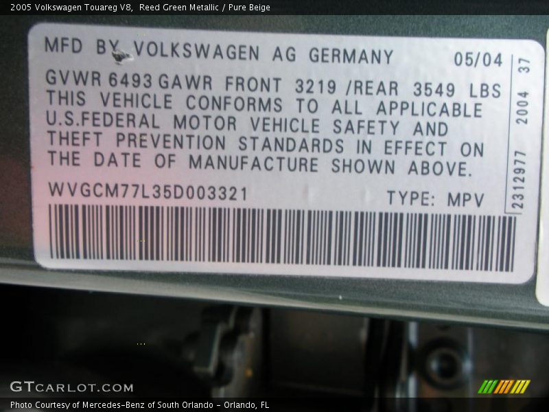 Reed Green Metallic / Pure Beige 2005 Volkswagen Touareg V8