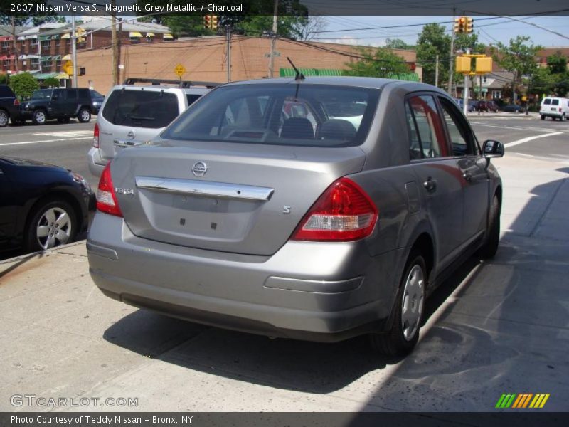 Magnetic Grey Metallic / Charcoal 2007 Nissan Versa S