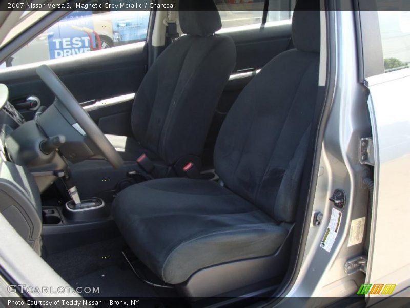 Magnetic Grey Metallic / Charcoal 2007 Nissan Versa S