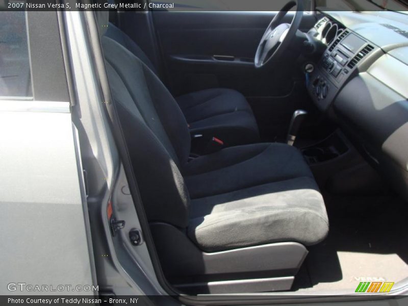 Magnetic Grey Metallic / Charcoal 2007 Nissan Versa S