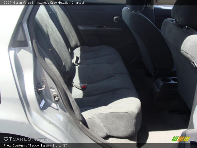 Magnetic Grey Metallic / Charcoal 2007 Nissan Versa S