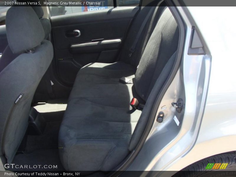 Magnetic Grey Metallic / Charcoal 2007 Nissan Versa S