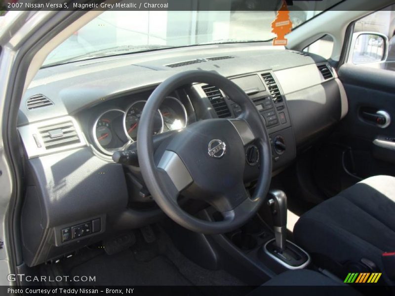 Magnetic Grey Metallic / Charcoal 2007 Nissan Versa S