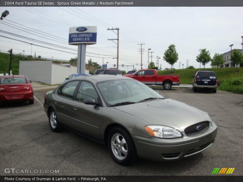 Spruce Green Metallic / Medium Parchment 2004 Ford Taurus SE Sedan