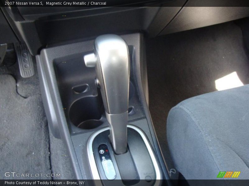 Magnetic Grey Metallic / Charcoal 2007 Nissan Versa S