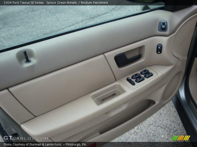 Spruce Green Metallic / Medium Parchment 2004 Ford Taurus SE Sedan