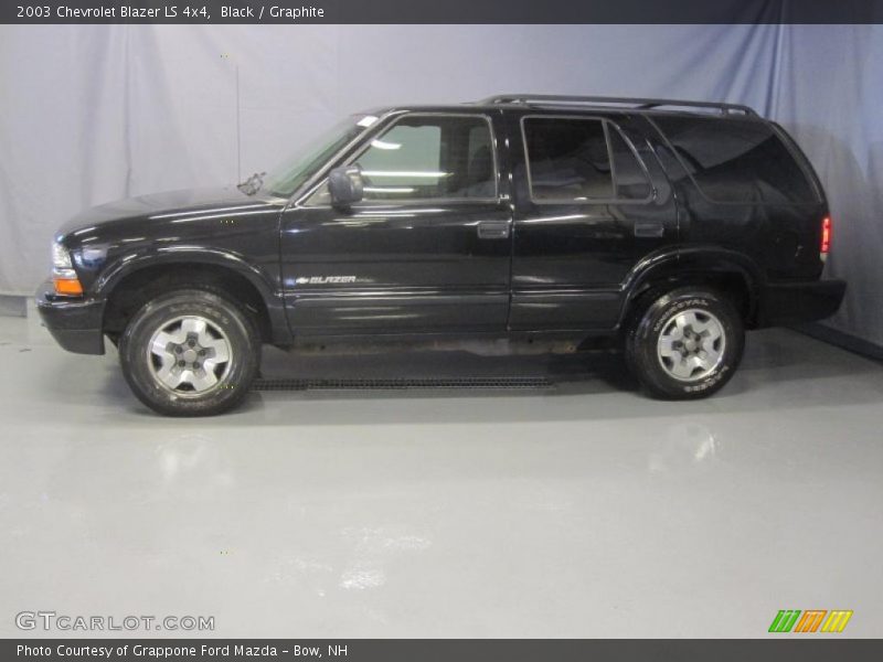 Black / Graphite 2003 Chevrolet Blazer LS 4x4