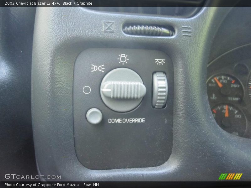 Black / Graphite 2003 Chevrolet Blazer LS 4x4
