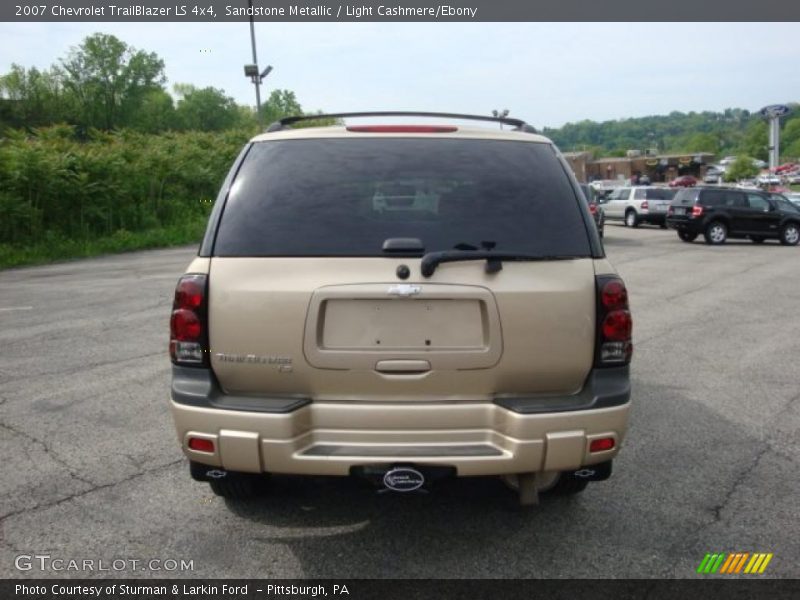 Sandstone Metallic / Light Cashmere/Ebony 2007 Chevrolet TrailBlazer LS 4x4