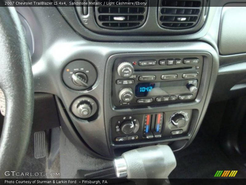 Sandstone Metallic / Light Cashmere/Ebony 2007 Chevrolet TrailBlazer LS 4x4