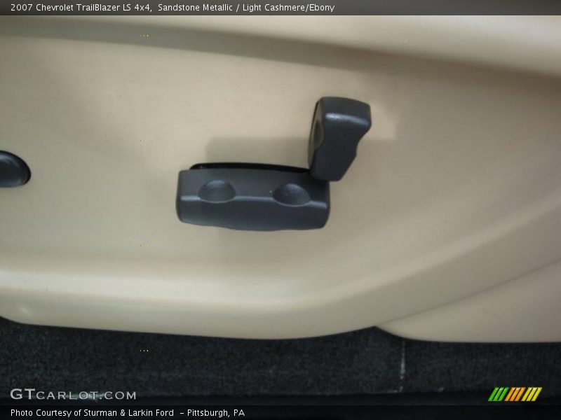 Sandstone Metallic / Light Cashmere/Ebony 2007 Chevrolet TrailBlazer LS 4x4