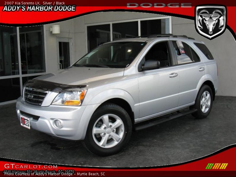 Silver / Black 2007 Kia Sorento LX