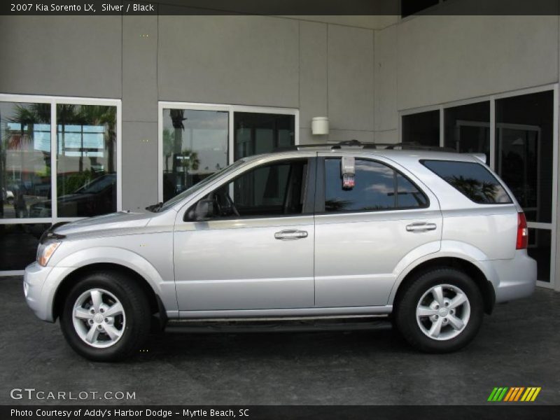 Silver / Black 2007 Kia Sorento LX