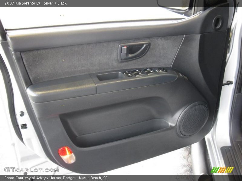 Silver / Black 2007 Kia Sorento LX