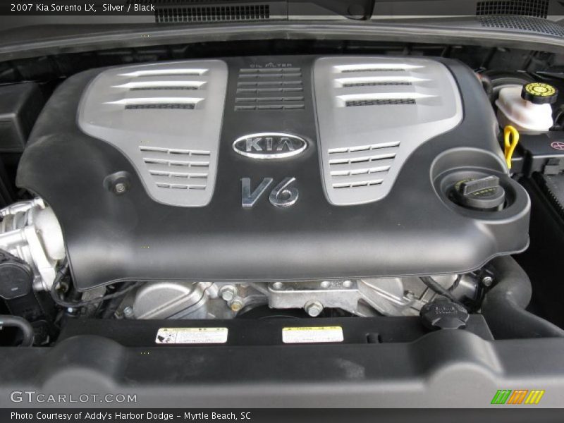 Silver / Black 2007 Kia Sorento LX