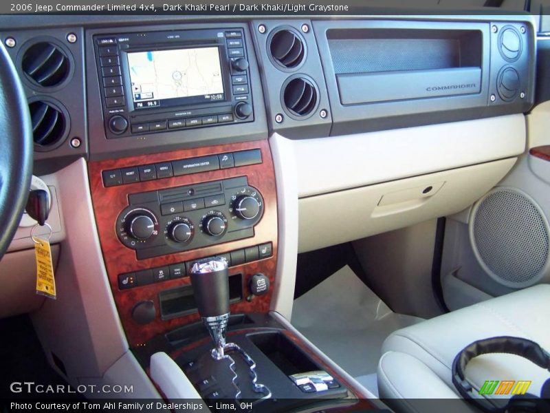 Dark Khaki Pearl / Dark Khaki/Light Graystone 2006 Jeep Commander Limited 4x4