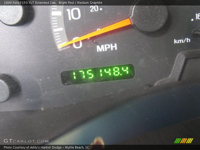 Bright Red / Medium Graphite 1999 Ford F150 XLT Extended Cab