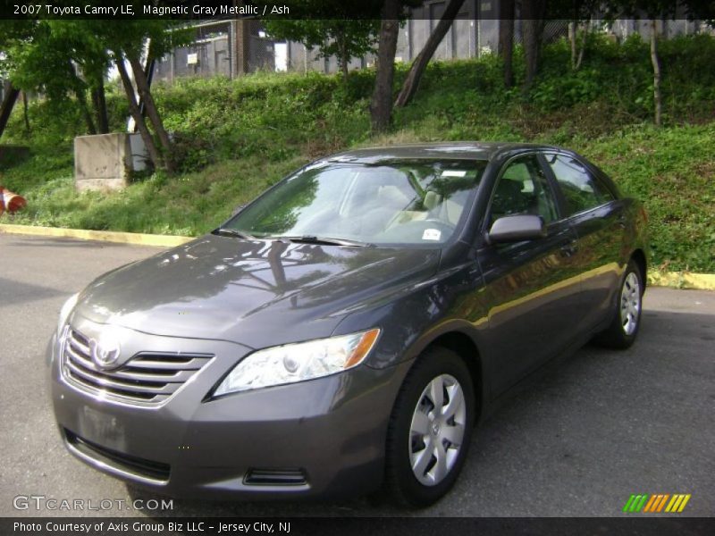 Magnetic Gray Metallic / Ash 2007 Toyota Camry LE