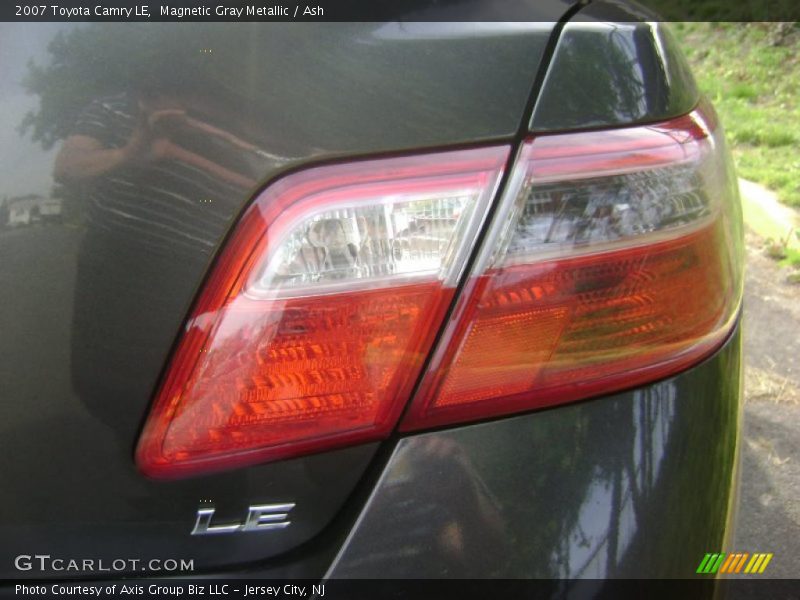 Magnetic Gray Metallic / Ash 2007 Toyota Camry LE