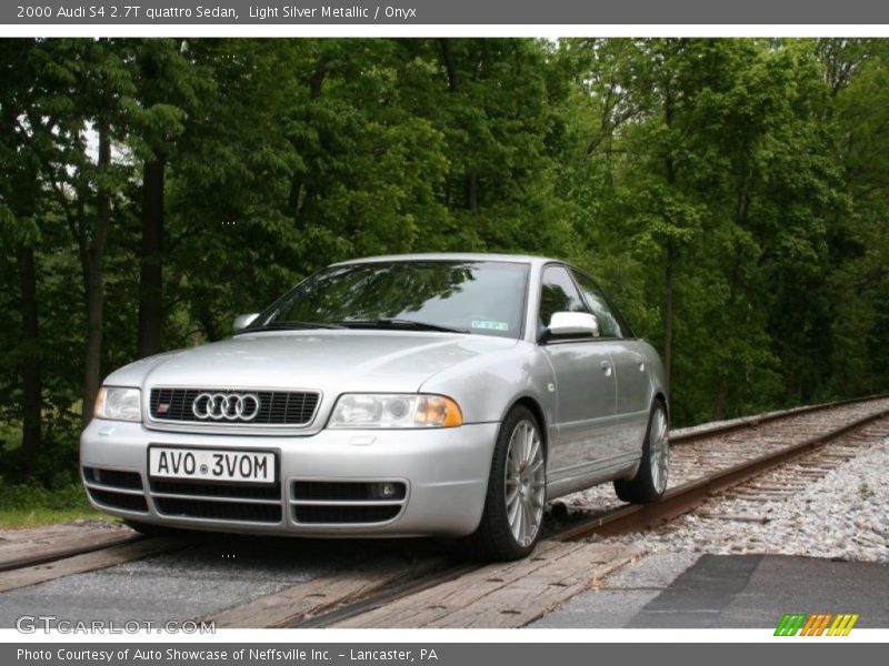 Light Silver Metallic / Onyx 2000 Audi S4 2.7T quattro Sedan