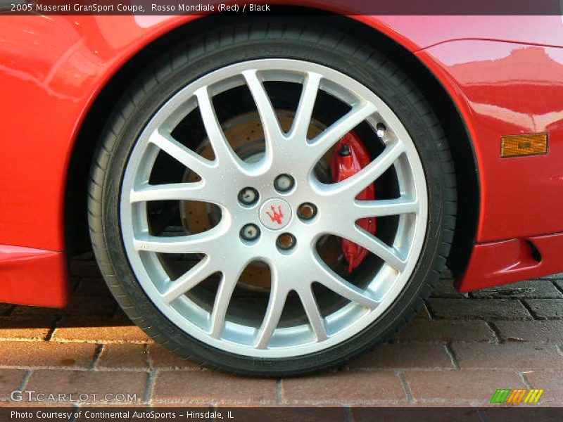 Rosso Mondiale (Red) / Black 2005 Maserati GranSport Coupe
