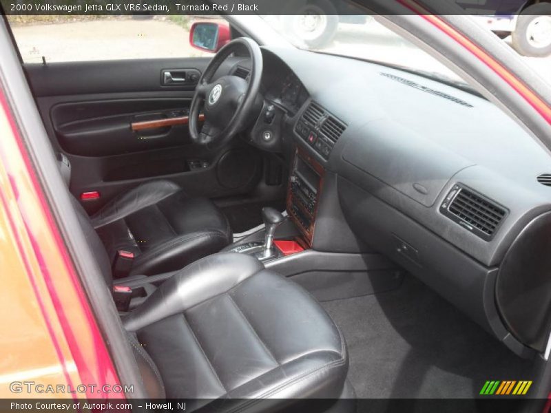 Tornado Red / Black 2000 Volkswagen Jetta GLX VR6 Sedan