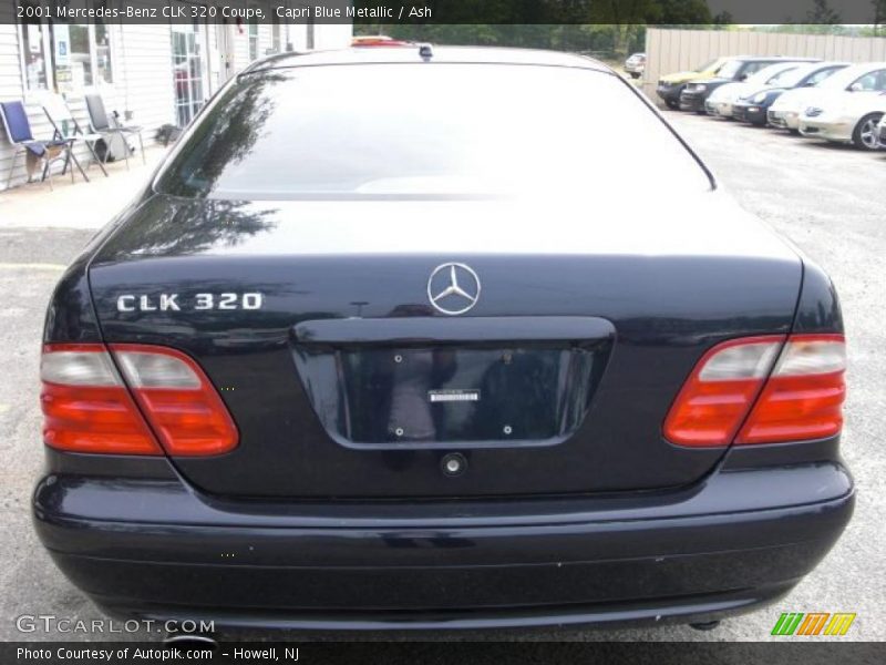 Capri Blue Metallic / Ash 2001 Mercedes-Benz CLK 320 Coupe