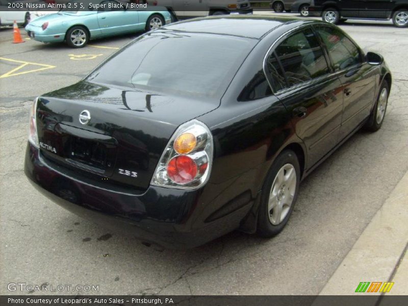 Super Black / Blond 2003 Nissan Altima 2.5 S