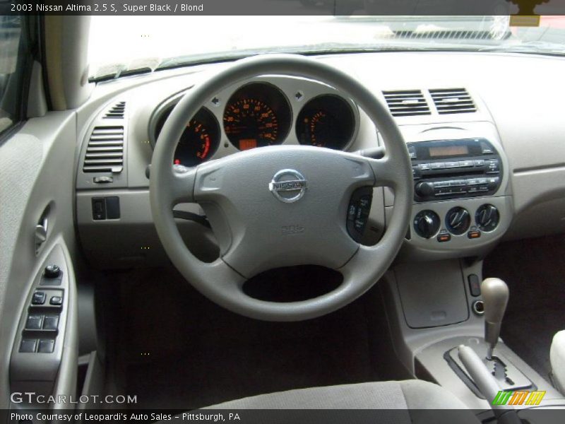 Super Black / Blond 2003 Nissan Altima 2.5 S