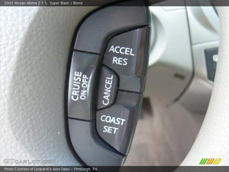 Super Black / Blond 2003 Nissan Altima 2.5 S