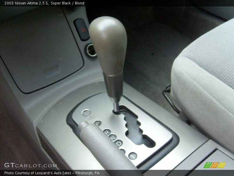 Super Black / Blond 2003 Nissan Altima 2.5 S