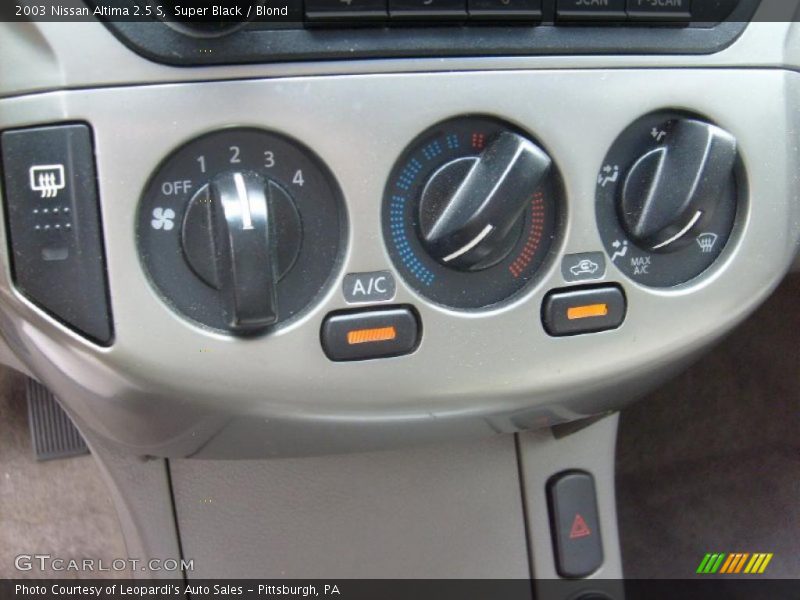 Super Black / Blond 2003 Nissan Altima 2.5 S