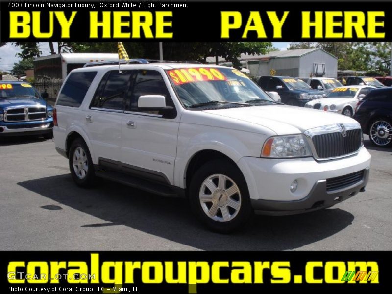 Oxford White / Light Parchment 2003 Lincoln Navigator Luxury
