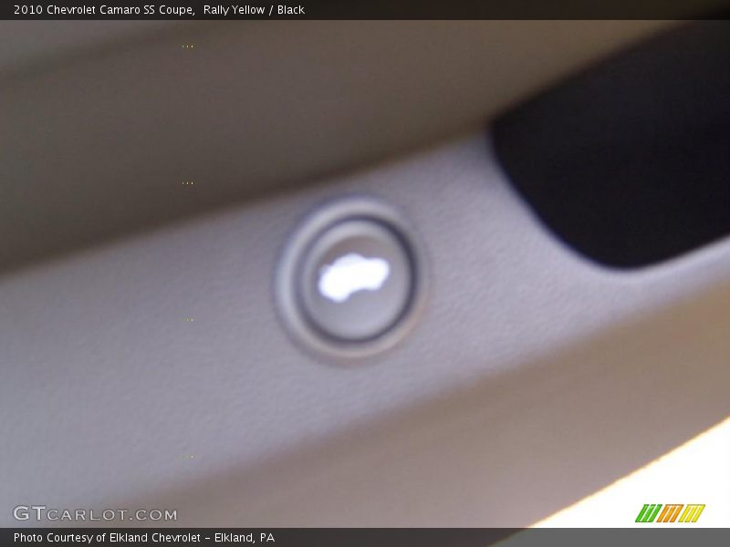 Rally Yellow / Black 2010 Chevrolet Camaro SS Coupe
