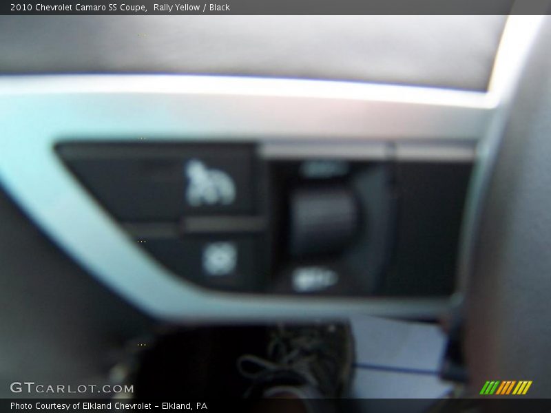 Rally Yellow / Black 2010 Chevrolet Camaro SS Coupe
