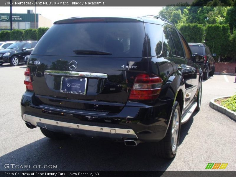 Black / Macadamia 2007 Mercedes-Benz ML 350 4Matic