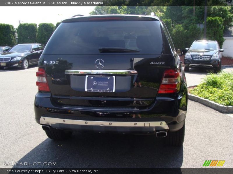 Black / Macadamia 2007 Mercedes-Benz ML 350 4Matic
